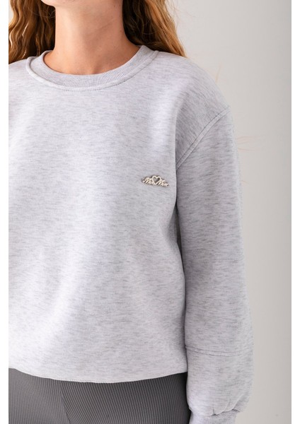 Kadın Bisiklet Yaka Miu Miu Aksesuarlı 3ip Sweatshirt Gri - 2627