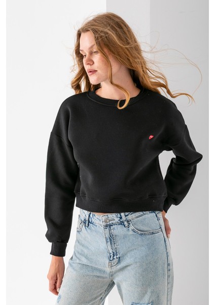 Kadın Bisiklet Yaka Kalp Nakışlı 3ip Crop Sweatshirt Siyah - 2669 fiyatları