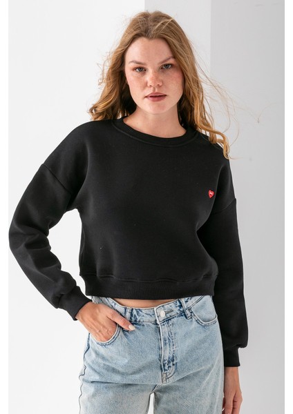 Kadın Bisiklet Yaka Kalp Nakışlı 3ip Crop Sweatshirt Siyah - 2669 indirimleri