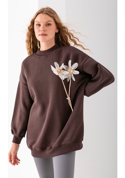 Kadın Bisiklet Yaka Çiçek Aksesuarlı 3ip Oversize Sweatshirt Kahverengi - 2628