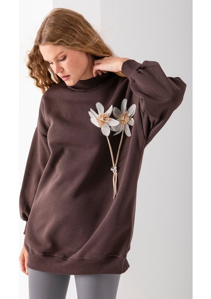 Kadın Bisiklet Yaka Çiçek Aksesuarlı 3ip Oversize Sweatshirt Kahverengi - 2628 modelleri