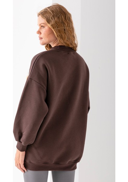 Kadın Bisiklet Yaka Çiçek Aksesuarlı 3ip Oversize Sweatshirt Kahverengi - 2628