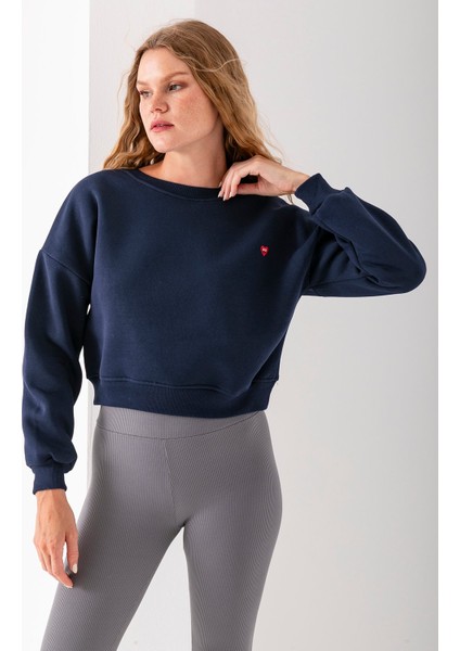 Kadın Bisiklet Yaka Kalp Nakışlı 3ip Crop Sweatshirt Lacivert - 2669 modelleri