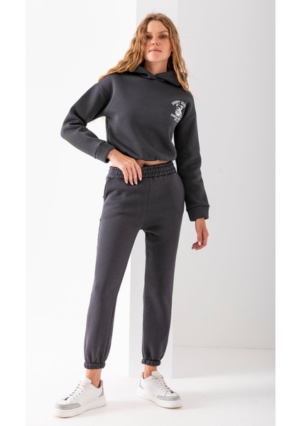 Kadın Kapüşonlu Sporty Nakışlı Stoper Detaylı Eşofman Takımı Füme - 2607 modelleri