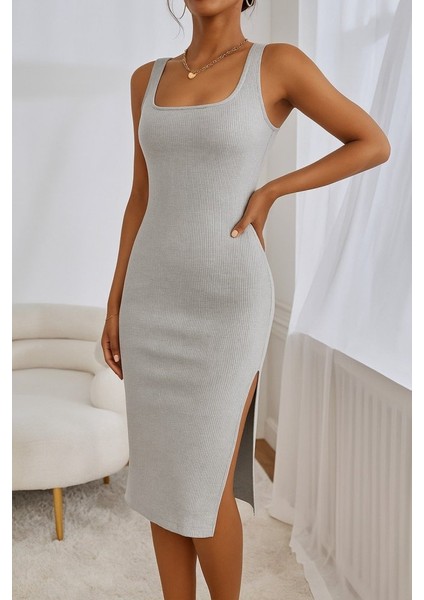 Aknbutik Kadın Askılı Kare Yaka Yandan Yırtmaçlı Midi Kaşkorse Elbise