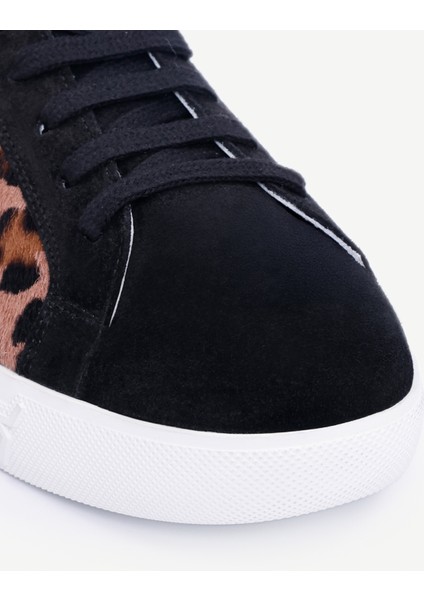 Garni Detaylı Spor Ayakkabı fiyatları