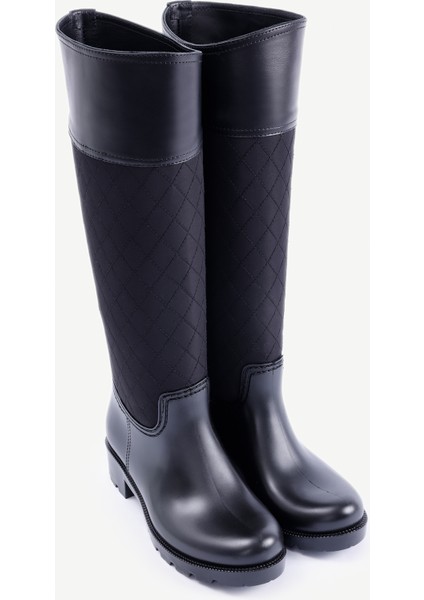 Kapitone Detaylı Yağmur Çizmesi fırsatları