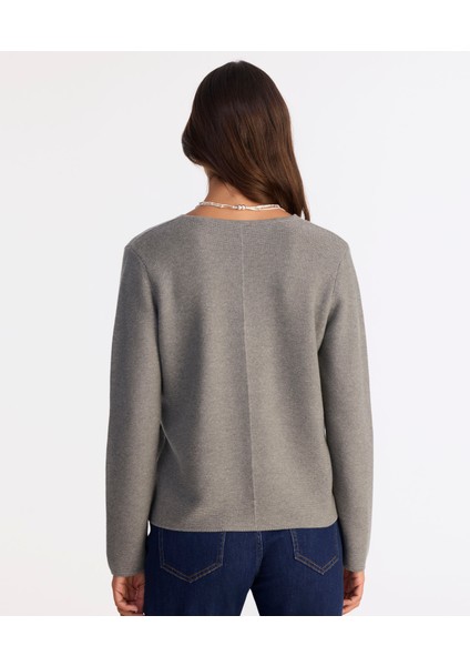 Regular V Yaka Uzun Kol Kazak modelleri