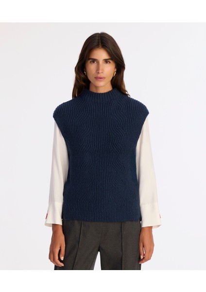 Regular Yarım Balıkçı Yaka Yelek