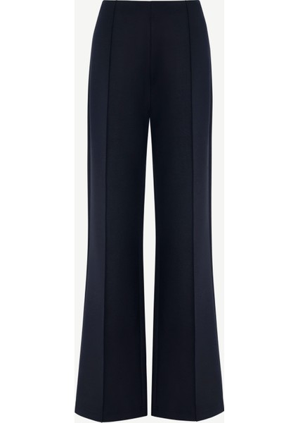 Nervürlü Düz Kalıp Pantolon indirimleri