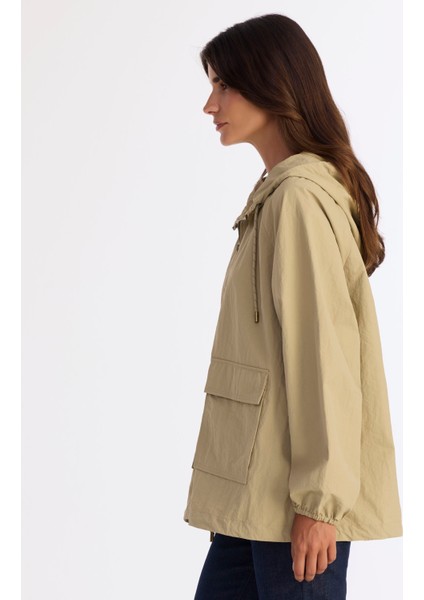 Loose Kapüşonlu Yaka Uzun Kol Yağmurluk modelleri