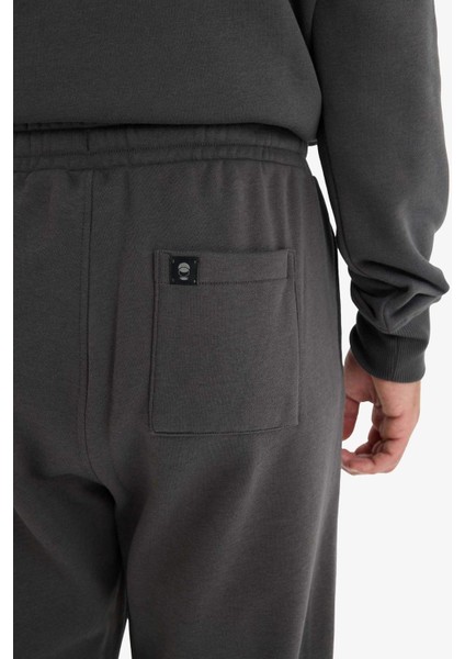 Regular Fit Beli Bağcıklı Cepli Paçası Lastikli Şardonlu Basic Düz Jogger Eşofman Altı E6326AX25AU