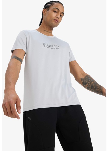 Fit Slim Fit Dar Kesim Bisiklet Yaka Esnek Kumaş Baskılı Sporcu Kısa Kollu Tişört E7516AX25AU modelleri