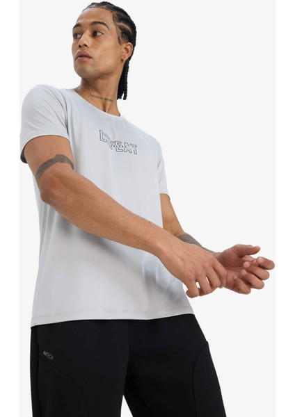 Fit Slim Fit Dar Kesim Bisiklet Yaka Esnek Kumaş Baskılı Sporcu Kısa Kollu Tişört E7516AX25AU fırsatları