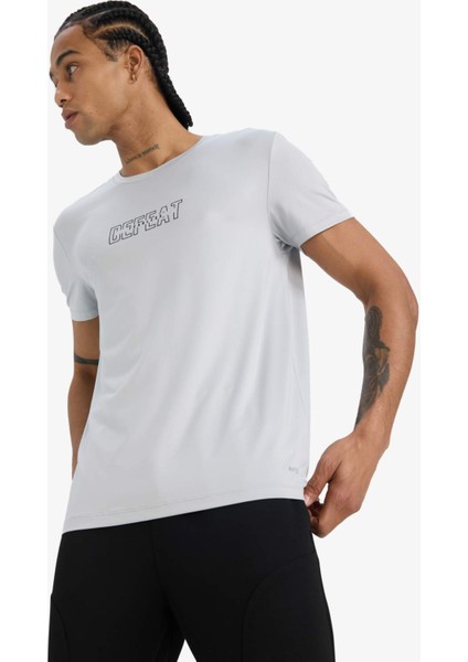 Fit Slim Fit Dar Kesim Bisiklet Yaka Esnek Kumaş Baskılı Sporcu Kısa Kollu Tişört E7516AX25AU indirimleri