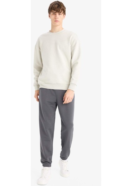Regular Fit Beli Bağcıklı Paçası Lastikli Cepli Basic Düz Jogger Eşofman Altı fırsatları