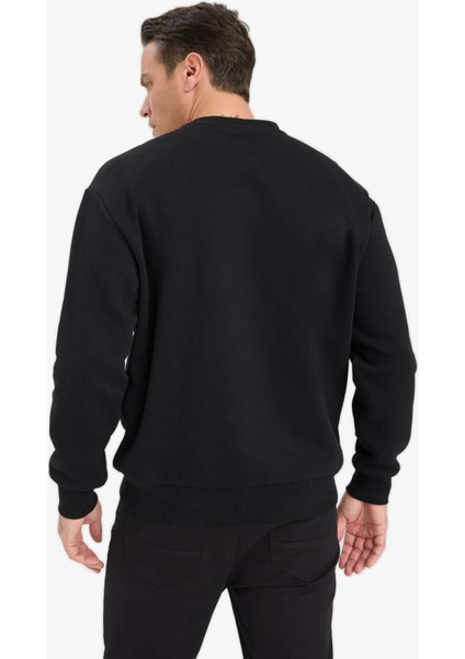 Relax Fit Bisiklet Yaka Kalın İçi Yumuşak Tüylü Basic Düz Sweatshirt T5139AZ25AU fırsatları