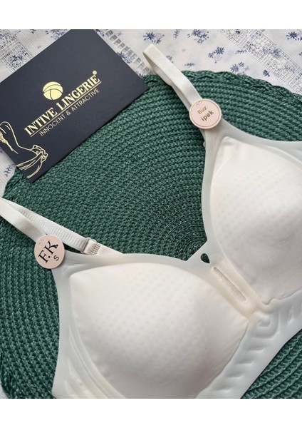 Raye Ithal Buz Ipek (Ice-Silk) Ultra Ince Rahat Nefes Alır Dekolteli Görünmez Lazer Dikişsiz Sütyen indirimleri