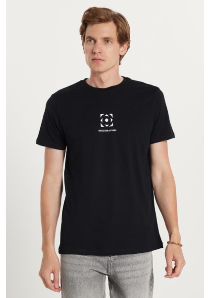 Erkek Slim Fit Dar Kesim %100 Pamuk Yumuşak Dokulu Baskılı Siyah Bisiklet Yaka Tişört