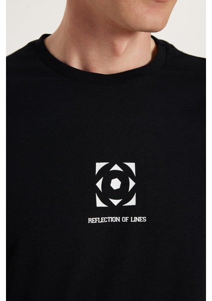 Erkek Slim Fit Dar Kesim %100 Pamuk Yumuşak Dokulu Baskılı Siyah Bisiklet Yaka Tişört modelleri