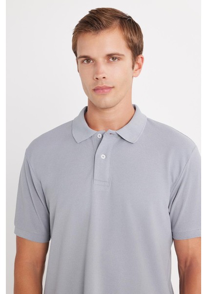Erkek Regular Fit Klasik Kesim Pamuklu Yumuşak Dokulu Serin Tutan Kumaş Düz Gri Polo Yaka Tişört