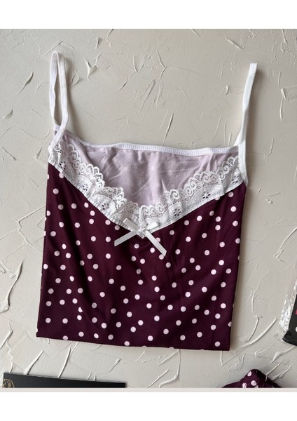 Intive Dantel Detaylı Yumuşacık Mürdüm Puantiye Desenli Askılı Bluz Şort Pijama Takımı fiyatları