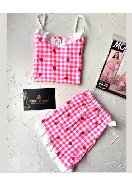Intive Dantel Detaylı Yumuşacık Pembe Çilek Desenli Askılı Bluz Şort Pijama Takımı