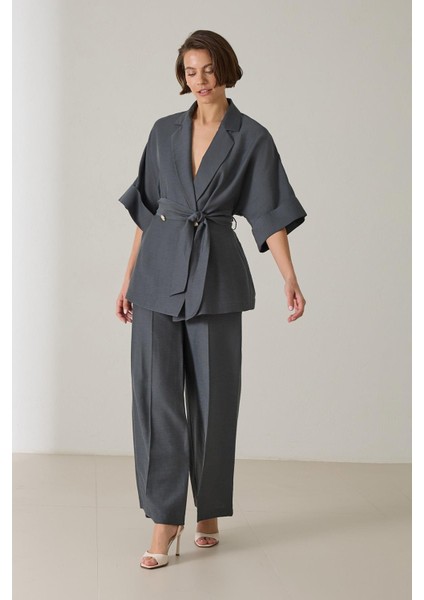 Petrol Düğme Ve Belden Bağlama Detaylı Geniş Kalıp Yarım Kollu Ceket modelleri