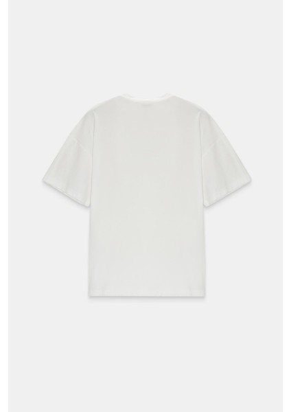 Ekru Yakada Inci ve Baskı Detaylı Bisiklet Yaka Kısa Kollu T-Shirt fırsatları