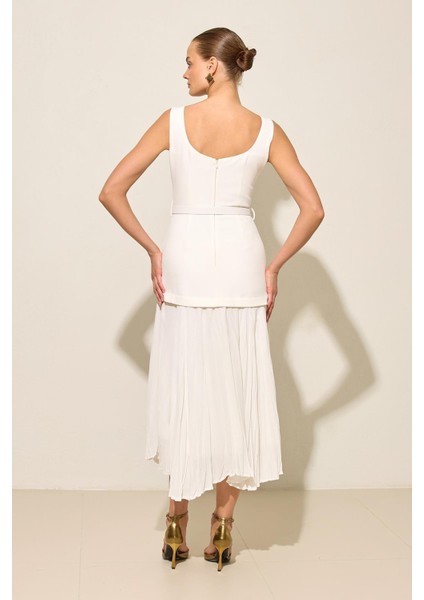 Ekru Kolsuz Belden Kemerli Dar Kalıp Kayık Yaka Elbise indirimleri