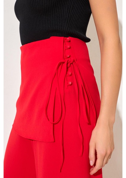 Kırmızı Bel Detaylı Rahat Kesim Pantolon modelleri