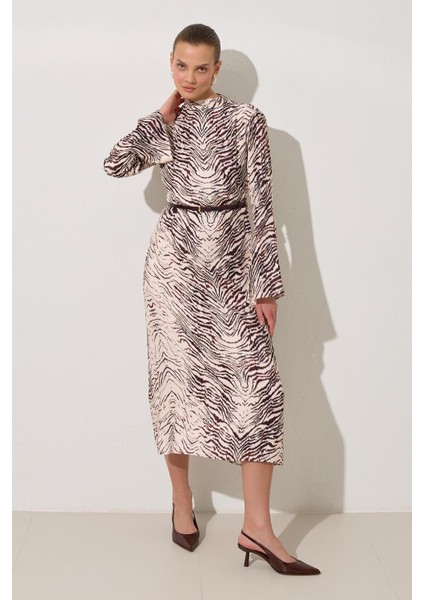 Ekru-Bordo Belden Kemer Detaylı Uzun Kollu Desenli Midi Boy Elbise