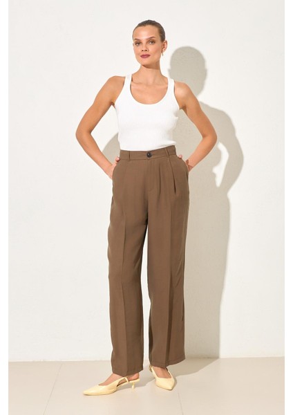 Acı-Kahve Cep Detaylı Rahat Kesim Pantolon