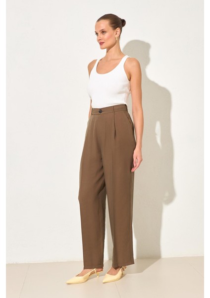 Acı-Kahve Cep Detaylı Rahat Kesim Pantolon modelleri