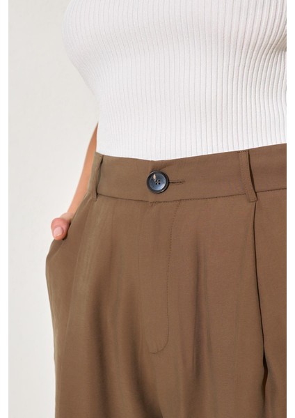 Acı-Kahve Cep Detaylı Rahat Kesim Pantolon fırsatları