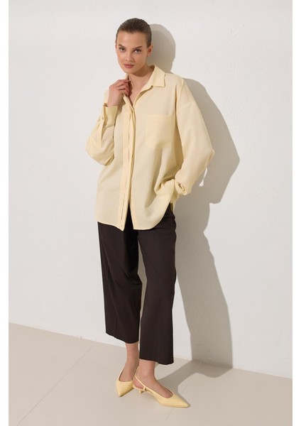 Tereyağ Sarısı Gizli Düğme Detaylı Uzun Kollu Gömlek