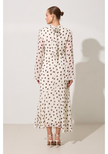 Ekru-Kahve Belden Oturtmalı Yaka ve Kol Detaylı Puantiyeli Elbise indirimleri