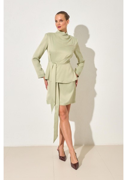 Nil Yeşili Bağlama Detaylı Balıkçı Yaka Uzun Kollu Mini Elbise fiyatları