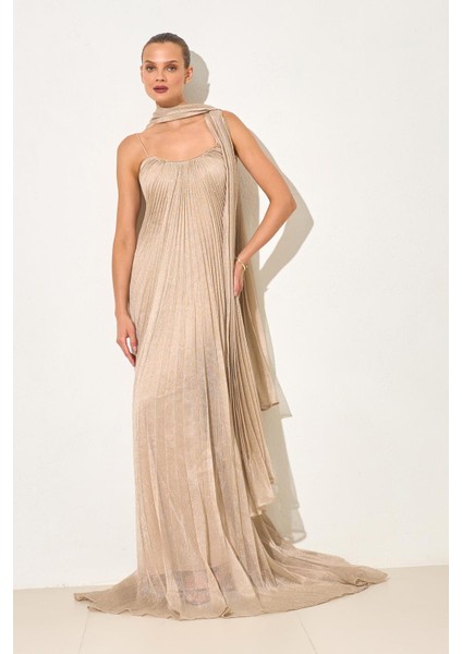 Gold Drapeli Omuz ve Yaka Detaylı Abiye Elbise