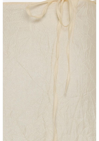 Krem Bağlama Detaylı Midi Boy Crush Detaylı Etek modelleri