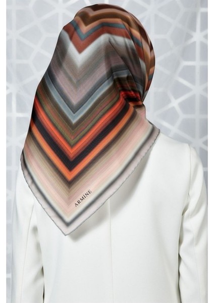 Nostalji Serisi Sura İpek Eşarp 8237-02 indirimleri