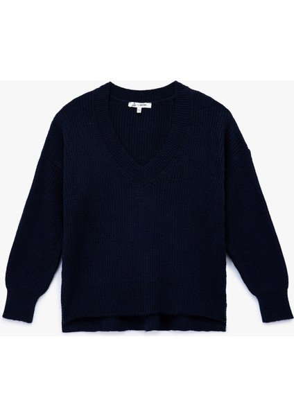 Uzun Kollu V Yaka Triko Kazak