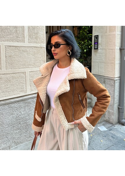 Kısa Içi Peluş Dışı Süet Kaban