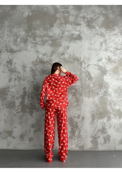 Kadın Geyik Desenli Kırmızı Yılbaşı Temalı Rahat Kalıp Pamuklu Uzun Kollu Pijama Takımı HN1000 fırsatları