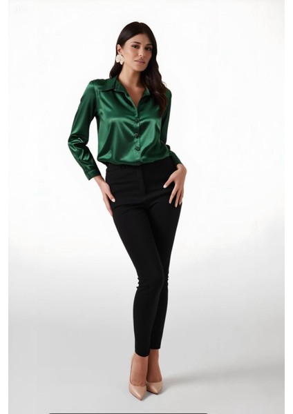 Kadın Zümrüt Yeşili Hafif Dökümlü Saten Yüzeyli Gömlek HZL22W-BD139641 fiyatları
