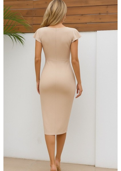 Miracotton Kadın Kısa Kollu Kalp Yaka Yanlardan Büzgü Detay Midi Ithal Krep Elbise modelleri