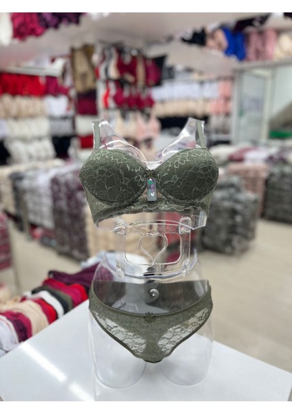 Iç Giyim Ebru Destekli Dantelli Sütyen ve Külot Takım (Sütyen Yıkama Topu Hediyeli)