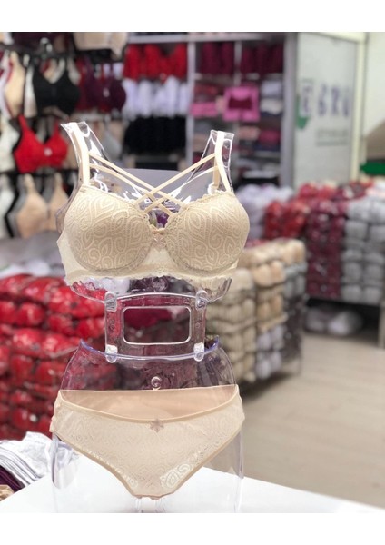 Iç Giyim Ebru Desteksiz Silikonlu Dantel Çapraz Sütyen ve Külot Takım (Sütyen Yıkama Topu Hediyeli)