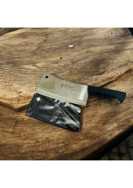 Et Satırı Paslanmaz Çelikten Yapılmış 34 cm Uzunluğunda 9 cm Genişliğinde