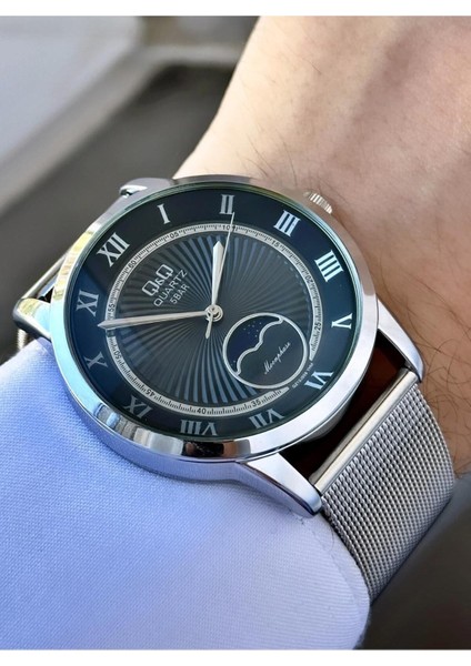 Erkek Koyu Mavi Hareketli Detay Kadran Gümüş Hasır Kordon Analog Saat